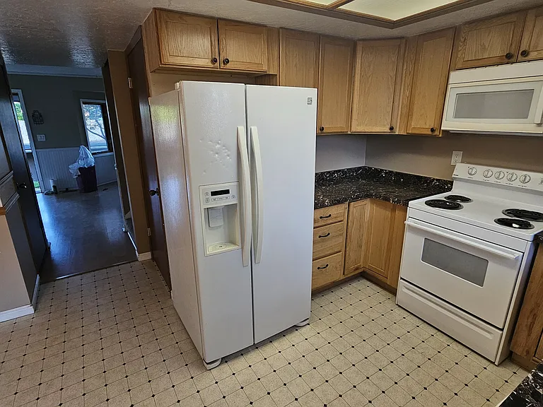 103 College Ct #D — Photo 4