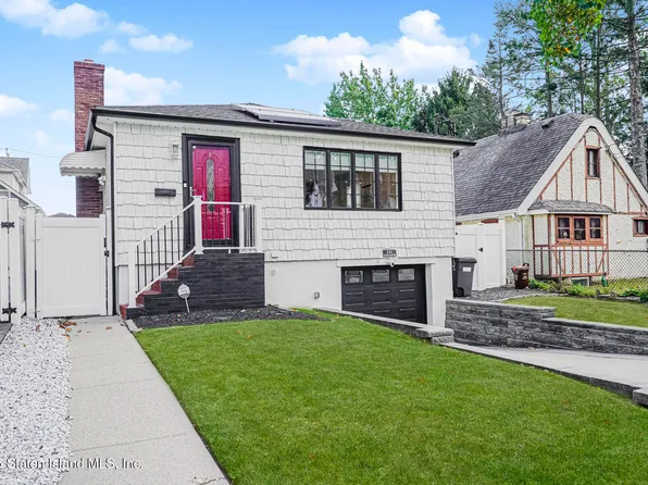 241 Lindenwood Rd, Staten Island, NY 10308