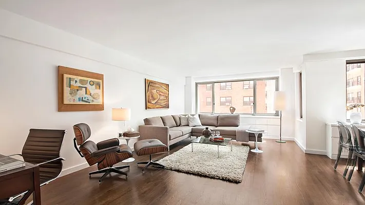 Sold by Fenwick Keats Real Estate | media 13