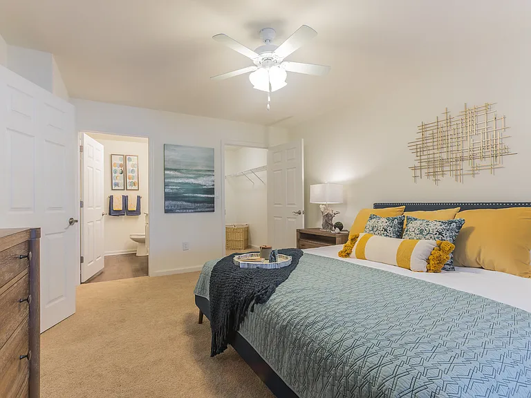 Bridlewood On Westland Apartments — Photo 81