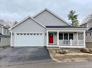 42 Mulberry Ln #21, Epping, NH 03042