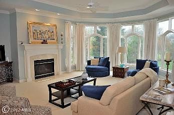 3rd image of 730 Strawfield Ln