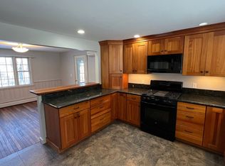 32 Evans Rd, Madbury, NH 03823