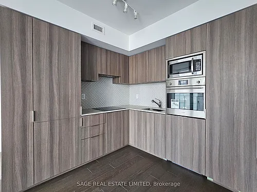 11 Wellesley St W #1211 Photo 1