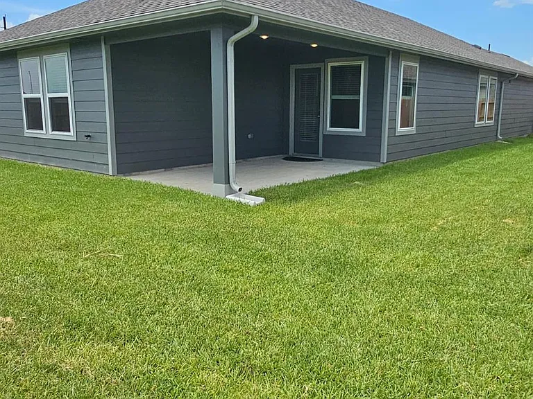 1402 Copeland Dr — Photo 14