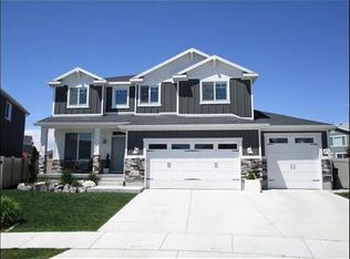 39 E Zen Rd, Vineyard, UT 84059