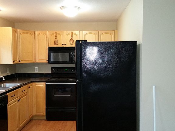 5th image of 1511 SE 6th Ave
