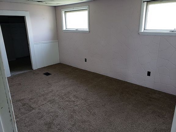 4th image of 917 New York Ave