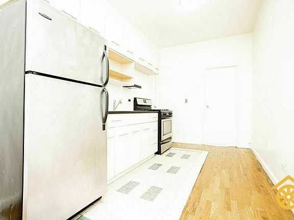 3rd image of 79 Central Ave #2M