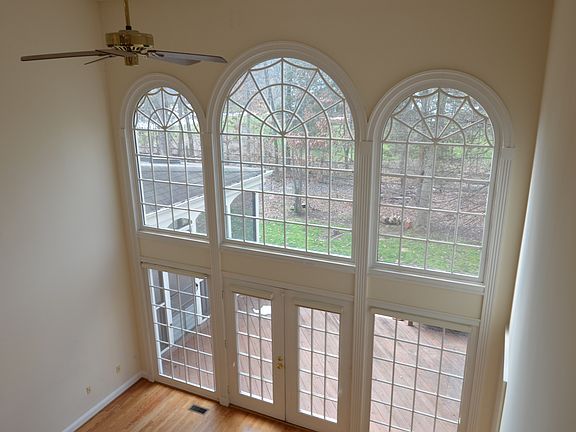 3rd image of 15453 Eagle Tavern Ln