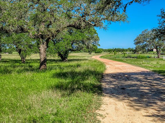 2nd image of 330 N Nassau Rd