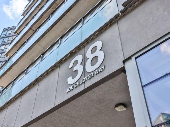 38 Joe Shuster Way #605, Toronto, ON M6K 0A5