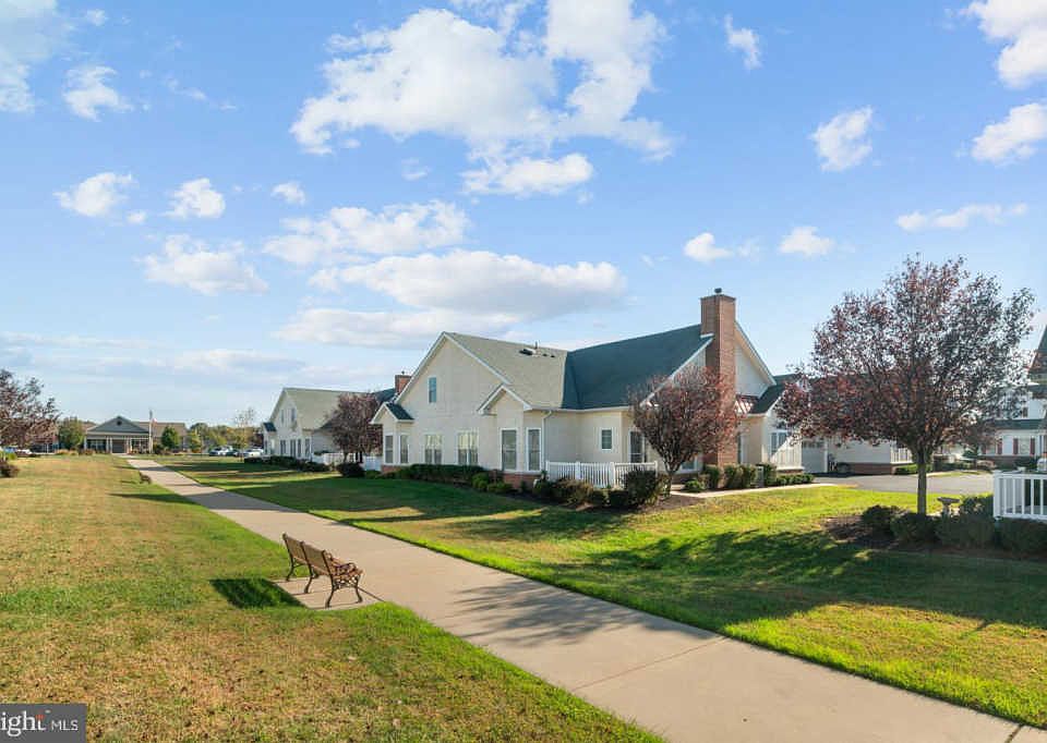 1st image of 15058 Sunflower Dr