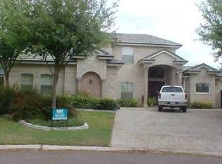 3007 Crest Oak Cir, Laredo, TX 78045