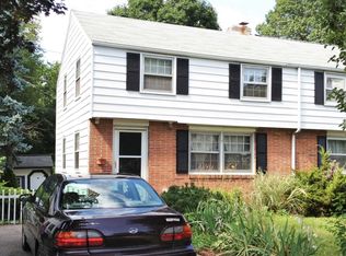 205 Elizabeth Dr, Lancaster, PA 17601