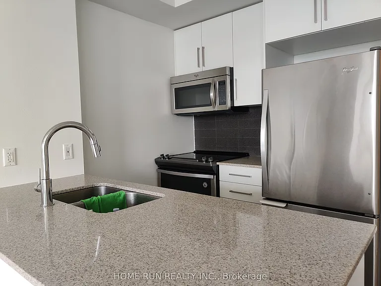 485 Richmond Rd #1808 — Photo 5