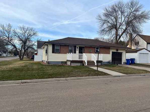 288 Locust St, Dawson, MN 56232