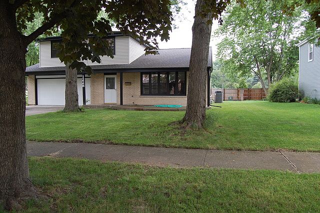 1st image of 1228 Evergreen Ave