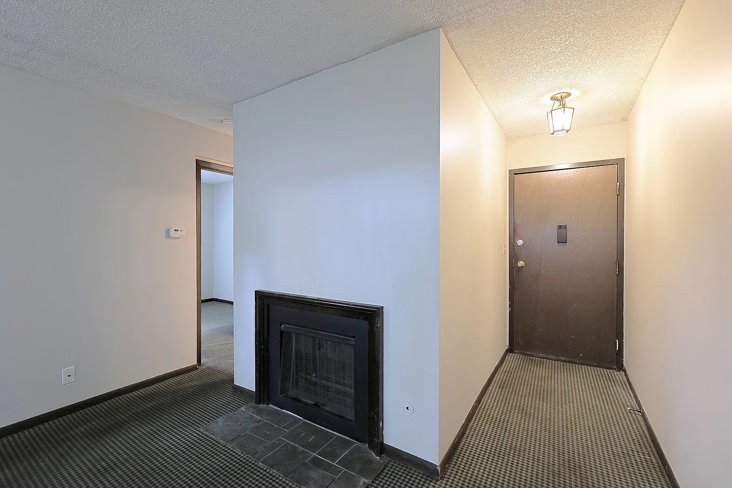1 bed, 520 sqft, $619 — Photo 2