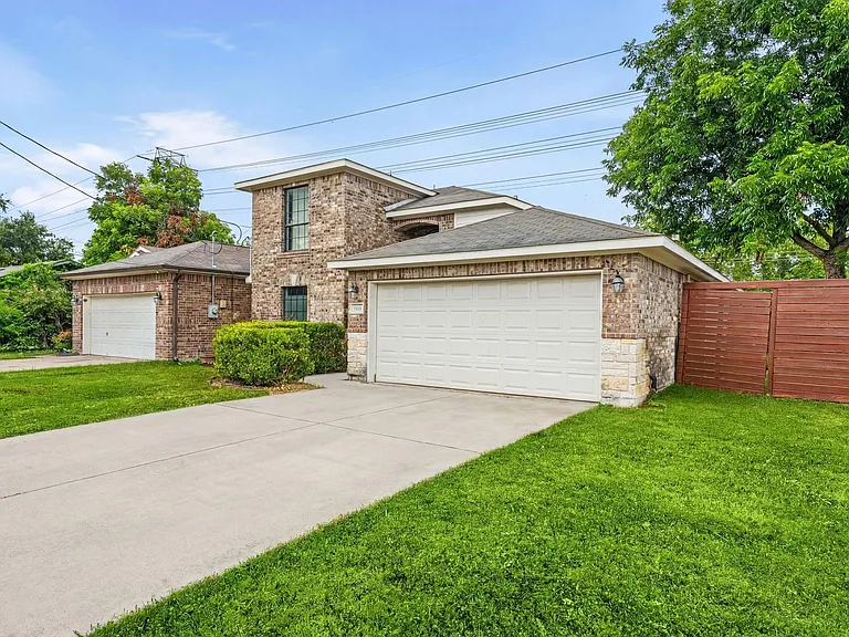 5102 Hardy St — Photo 2
