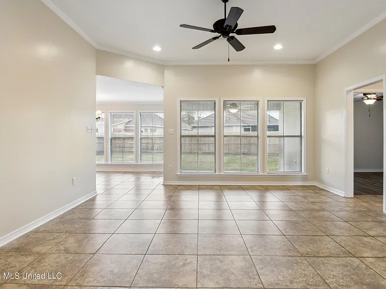 13636 Hidden Oaks Dr — Photo 11