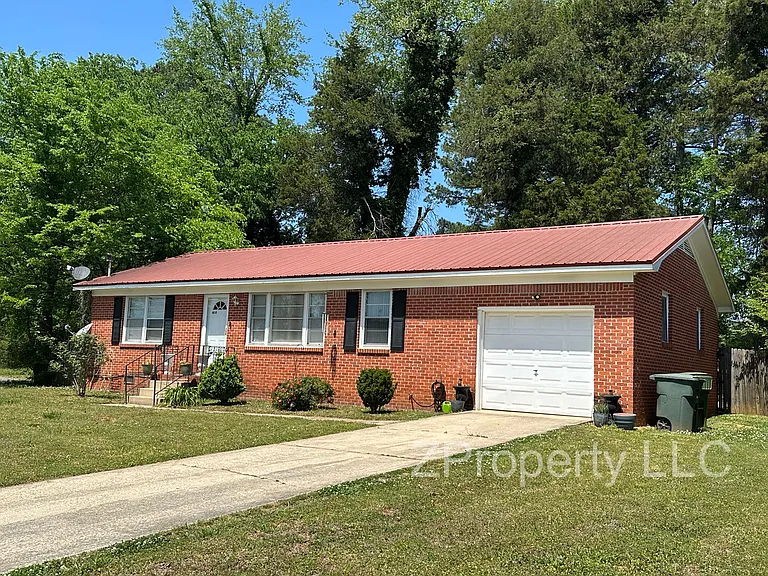 4810 Lumary Cir NW — Photo 1
