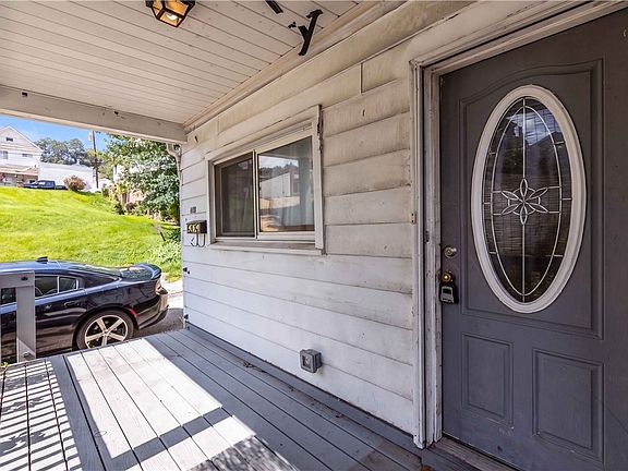 3rd image of 608 8th St