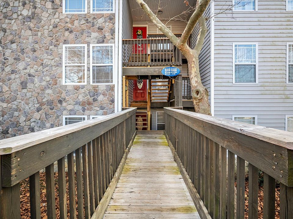 1st image of 2414 Lake Park #2208