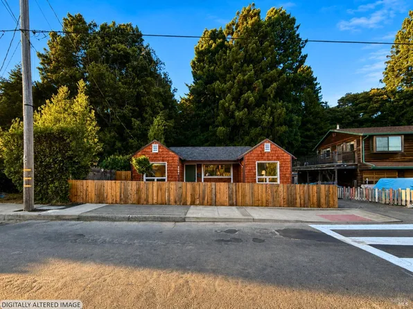 1021 Cedar Street, Fort Bragg, CA 95437