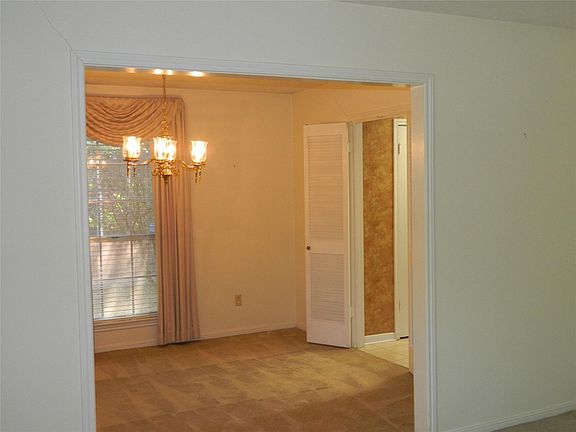2nd image of 19815 Brandon Oaks Way