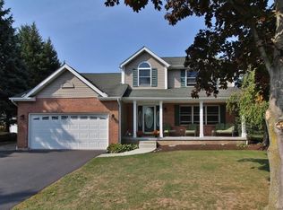 5210 Randolph St, Sanborn, NY 14132