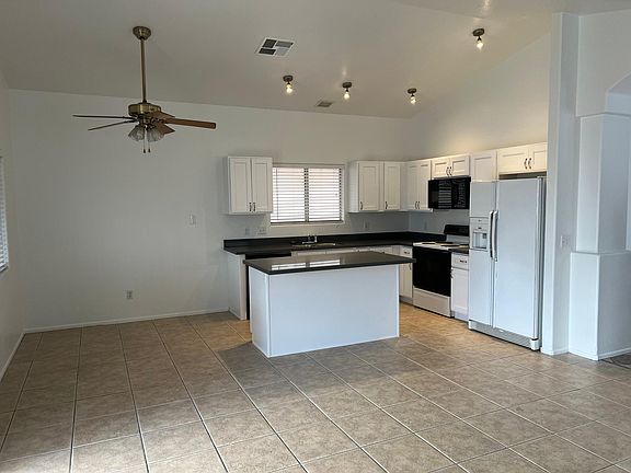 2nd image of 2817 W Muriel Dr