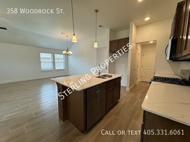 358 Woodrock St — Photo 13