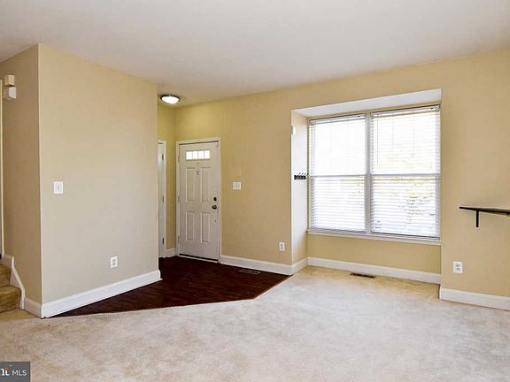 4th image of 2555 Miranda Ct