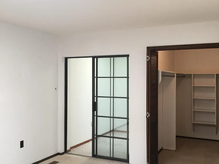 Office, computer nook, and large Closet