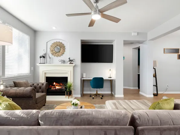 (undisclosed Address), Linda, CA 95901