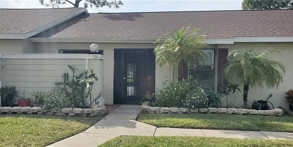 1st image of 114 Pine Island Cir