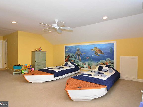 5th image of 23756 Pembroke Ln