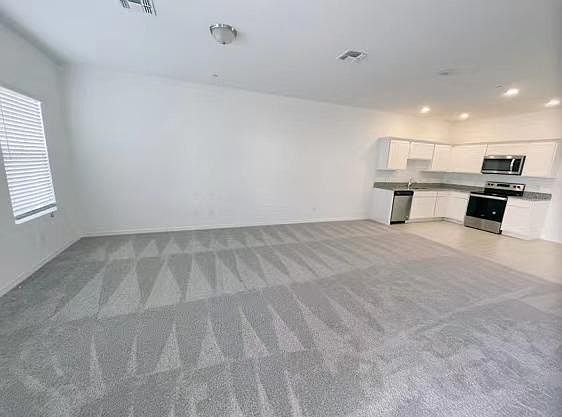 1st image of 3332 Azalea Dr