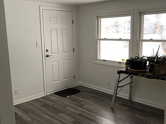 Sun Room w/Bamboo Floor 