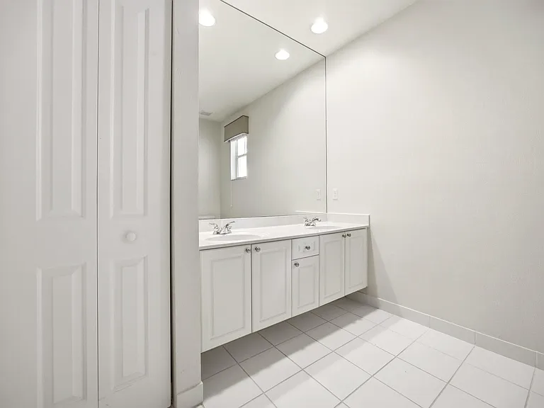 195 Sedona Way — Photo 52