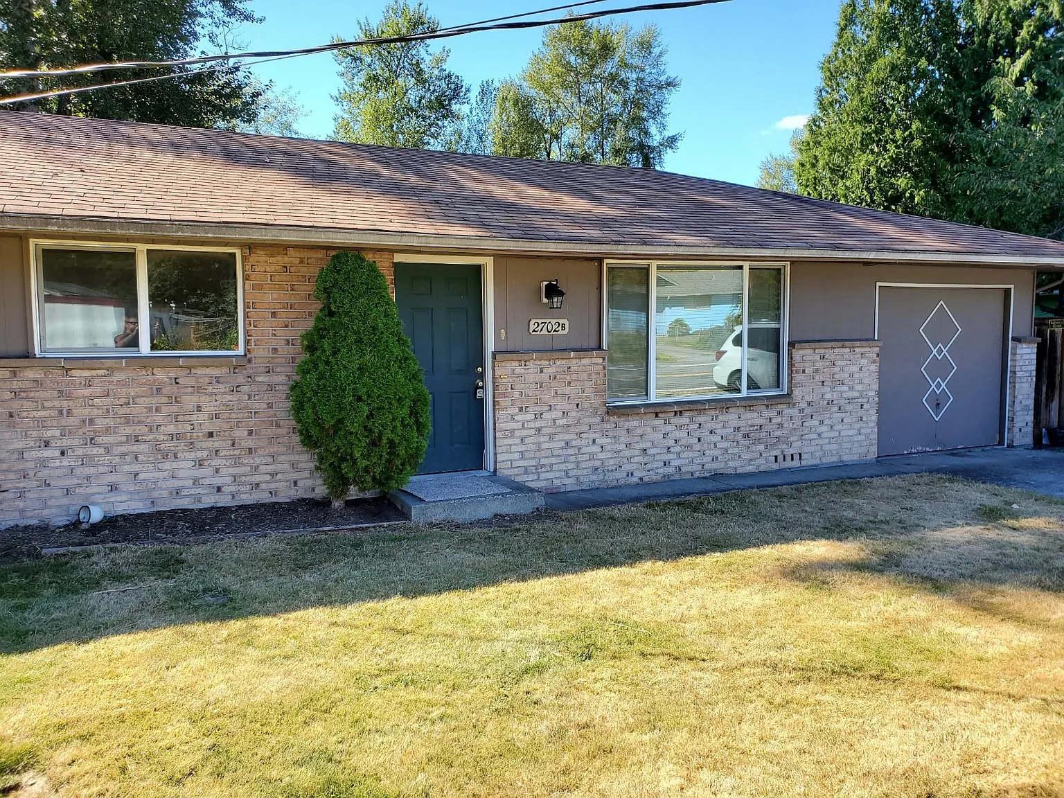 2 bed, 900 sqft, $2,300 — Photo 2