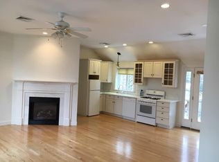 126 S Sandwich Rd #B, Mashpee, MA 02649