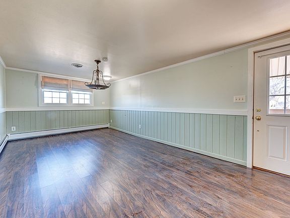 5th image of 1091 S Main St Floor 2