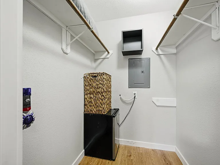 1860 White Oak Dr #242 — Photo 20