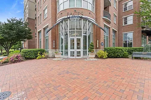 325 E Paces Ferry Rd NE Photo 1