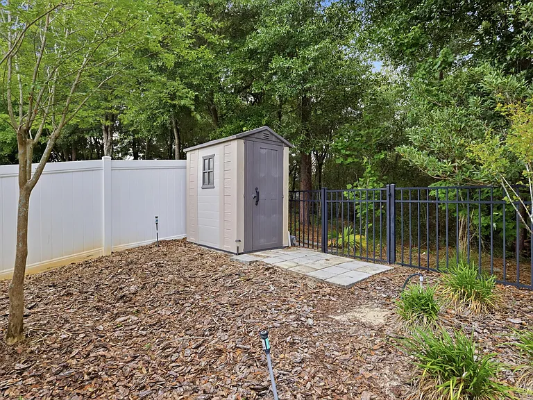 740 Preakness Cir — Photo 31