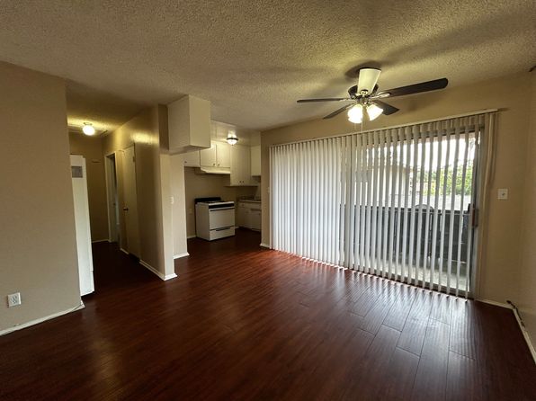 882 N Los Robles Ave APT 5