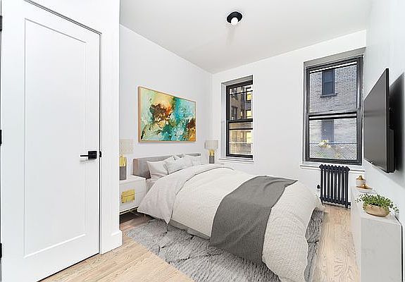 4th image of 304 E 5th St #B
