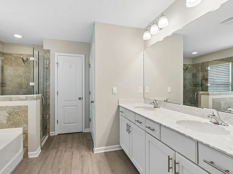 70305 Winding River Dr — Photo 15